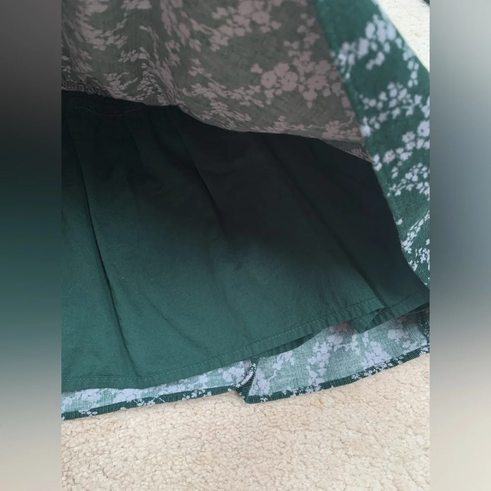 Gap Size L, 10, Dark Green Floral Corduroy Dress